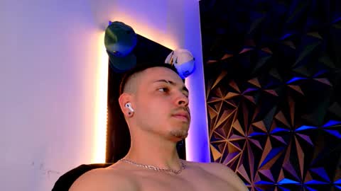 MAX online show from 10/19/25, 01:06