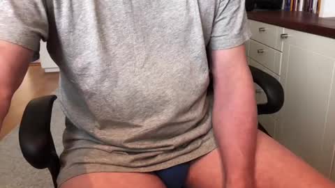 Snapshot of maxx_martin chatting on 03/07/25, 10:35 Max online show from 03/07/25, 10:35
