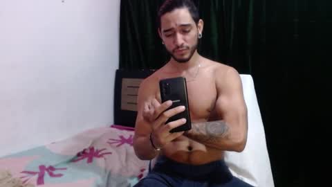 Snapshot of maxximus_10 chatting on 12/19/24, 05:29 maxximus_10 online show from 12/19/24, 05:29