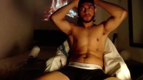 Snapshot of maxximus_10 chatting on 02/06/25, 08:29 maxximus_10 online show from 02/06/25, 08:29