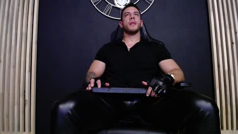 Snapshot of maxxxpowerful chatting on 12/11/24, 02:41 maxxxpowerful online show from 12/11/24, 02:41