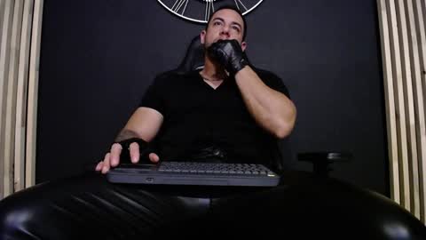 Snapshot of maxxxpowerful chatting on 01/24/25, 02:49 maxxxpowerful online show from 01/24/25, 02:49