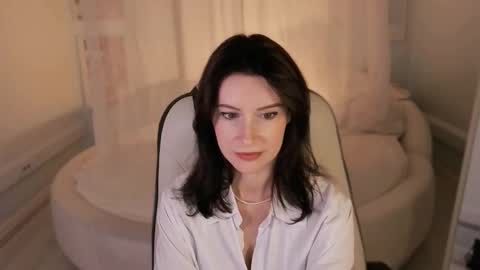 Snapshot of maya_sunshine chatting on 10/23/25, 10:03 Maya  Follow me online show from 10/23/25, 10:03