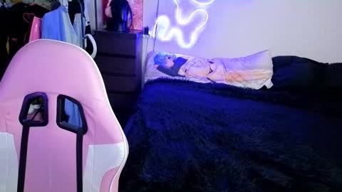 Snapshot of maya_viola chatting on 10/07/25, 05:59 Maya Viola online show from 10/07/25, 05:59