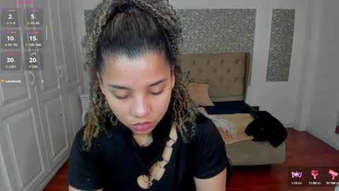 Snapshot of mayaa_ross chatting on 09/16/25, 02:12 Maya online show from 09/16/25, 02:12