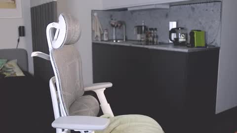 mayaik online show from 10/11/25, 04:33