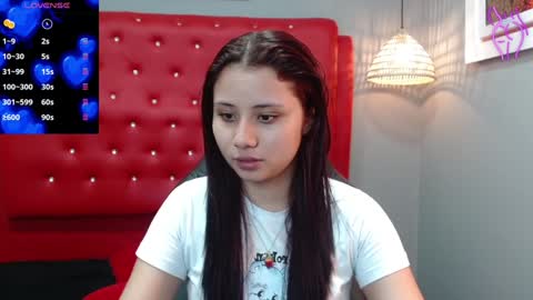 Snapshot of mayamoira chatting on 12/19/24, 03:19 Maya online show from 12/19/24, 03:19