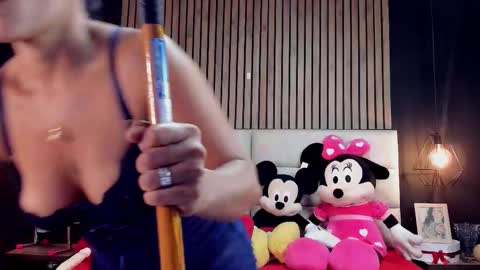 Nicolle Ruselle   Hello my lovely  schedule for great fun from  630 am and end 800 pm Colombian time I wait for you online show from 09/28/25, 10:53