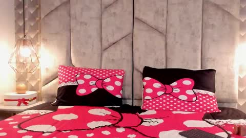 Nicolle Ruselle   Hello my lovely  schedule for great fun from  630 am and end 800 pm Colombian time I wait for you online show from 10/11/25, 01:16