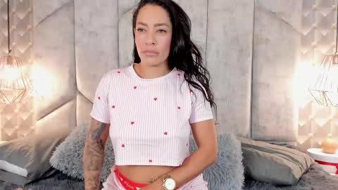 Nicolle Ruselle   Hello my lovely  schedule for great fun from  630 am and end 800 pm Colombian time I wait for you online show from 10/12/25, 12:48