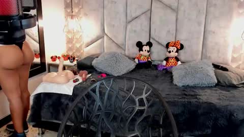 Nicolle Ruselle   Hello my lovely  schedule for great fun from  630 am and end 800 pm Colombian time I wait for you online show from 10/14/25, 12:17