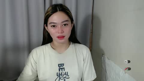 mayasally_ online show from 01/28/25, 07:43