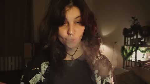 Snapshot of maymary_ chatting on 01/02/25, 06:18 Mary . online show from 01/02/25, 06:18