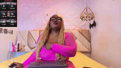 Snapshot of maystorm_ chatting on 10/31/25, 03:40 May online show from 10/31/25, 03:40