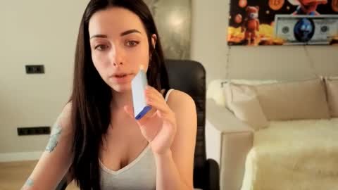 Snapshot of mcflurry18 chatting on 09/12/25, 09:20 ReadMyBio online show from 09/12/25, 09:20