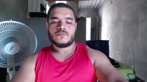 Snapshot of mcgregor_sexhot chatting on 02/18/25, 07:09 Mcgregor online show from 02/18/25, 07:09