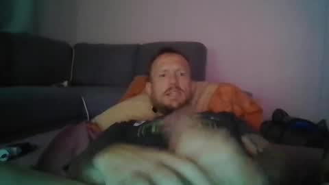 Snapshot of mclovin101010 chatting on 10/21/25, 02:01 mclovin online show from 10/21/25, 02:01