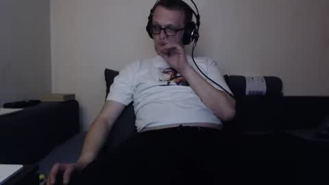 Mike online show from 10/24/25, 07:21