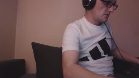 Mike online show from 11/14/25, 09:02