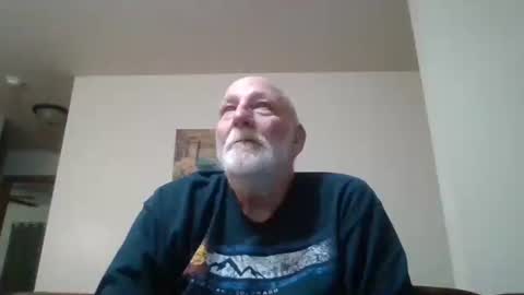Snapshot of mdane99 chatting on 12/18/24, 01:26 mdane99 online show from 12/18/24, 01:26