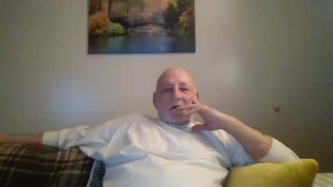 Snapshot of mdane99 chatting on 02/18/25, 12:48 mdane99 online show from 02/18/25, 12:48