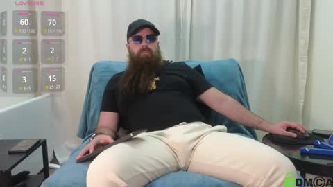 Snapshot of meaty_roll chatting on 01/11/25, 10:19 Meaty Roll online show from 01/11/25, 10:19