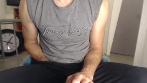 Snapshot of meditmtc chatting on 12/17/24, 11:16 Meditmtc online show from 12/17/24, 11:16