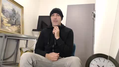 Snapshot of meditmtc chatting on 12/24/24, 03:58 Meditmtc online show from 12/24/24, 03:58