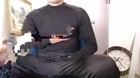 Snapshot of meditmtc chatting on 12/30/24, 09:37 Meditmtc online show from 12/30/24, 09:37