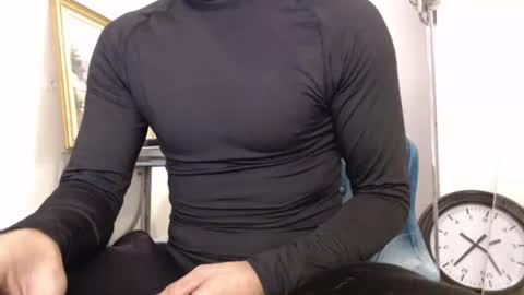 Snapshot of meditmtc chatting on 12/30/24, 01:47 Meditmtc online show from 12/30/24, 01:47