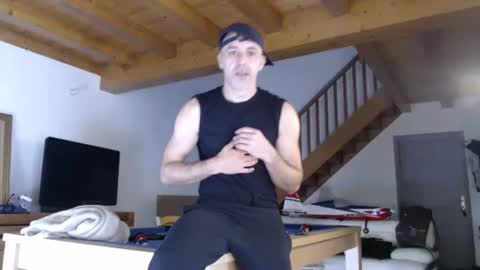 Snapshot of meditmtc chatting on 01/03/25, 11:57 Meditmtc online show from 01/03/25, 11:57
