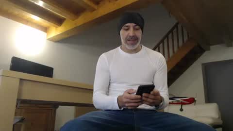 Snapshot of meditmtc chatting on 01/27/25, 01:19 Meditmtc online show from 01/27/25, 01:19