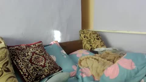 Snapshot of medjik_lool chatting on 01/15/25, 07:48 Oltereodora-lima online show from 01/15/25, 07:48