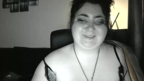 Snapshot of medjik_lool chatting on 01/18/25, 03:49 Oltereodora-lima online show from 01/18/25, 03:49