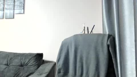 Snapshot of medjik_lool chatting on 01/22/25, 10:40 Oltereodora-lima online show from 01/22/25, 10:40