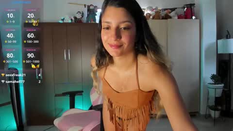 Snapshot of meduza_sexy_caramel chatting on 10/20/25, 03:56 Baio online show from 10/20/25, 03:56