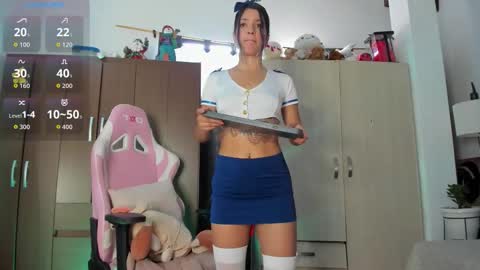 Snapshot of meduza_sexy_caramel chatting on 10/29/25, 03:14 Baio online show from 10/29/25, 03:14