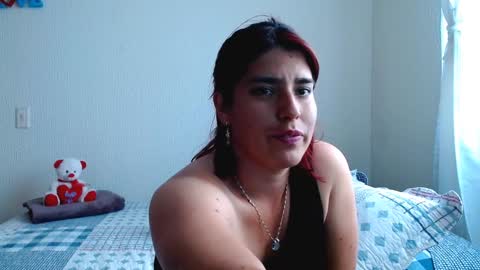 Snapshot of meehturt chatting on 01/22/25, 06:52 anna online show from 01/22/25, 06:52