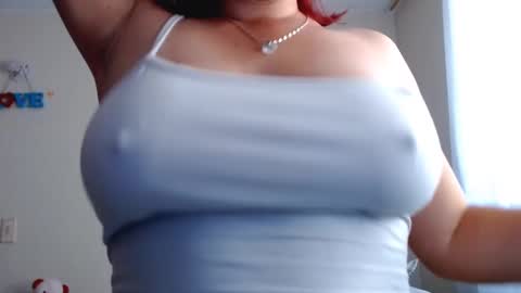Snapshot of meehturt chatting on 02/18/25, 09:31 anna online show from 02/18/25, 09:31
