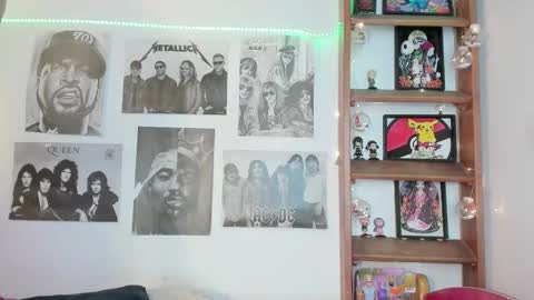 Emily online show from 11/12/25, 10:20