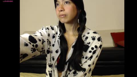 Snapshot of meg4nmiau chatting on 12/23/24, 10:32 Meg4n Miauuuu online show from 12/23/24, 10:32