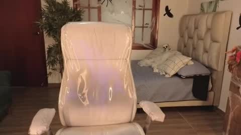 Snapshot of megaan_rosee chatting on 11/01/25, 02:19 Megan online show from 11/01/25, 02:19