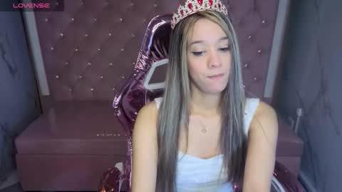 megan_collins_b online show from 10/23/25, 12:59