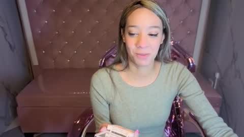 megan_collins_b online show from 10/24/25, 12:45