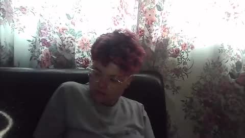 Snapshot of megan_coop3r_ chatting on 12/08/24, 09:41 Megan and sophi online show from 12/08/24, 09:41