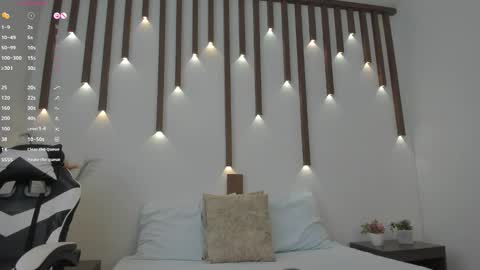 MEGAN COOPER online show from 11/22/25, 07:13