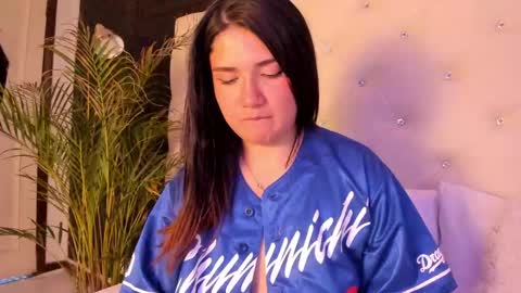     online show from 01/31/25, 06:14