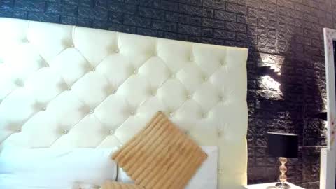     online show from 03/03/25, 02:59