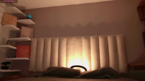     online show from 10/14/25, 12:06