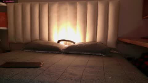     online show from 10/16/25, 12:06